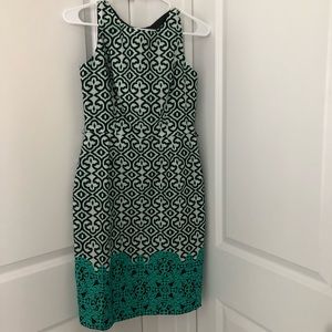 chic dress - size 4P